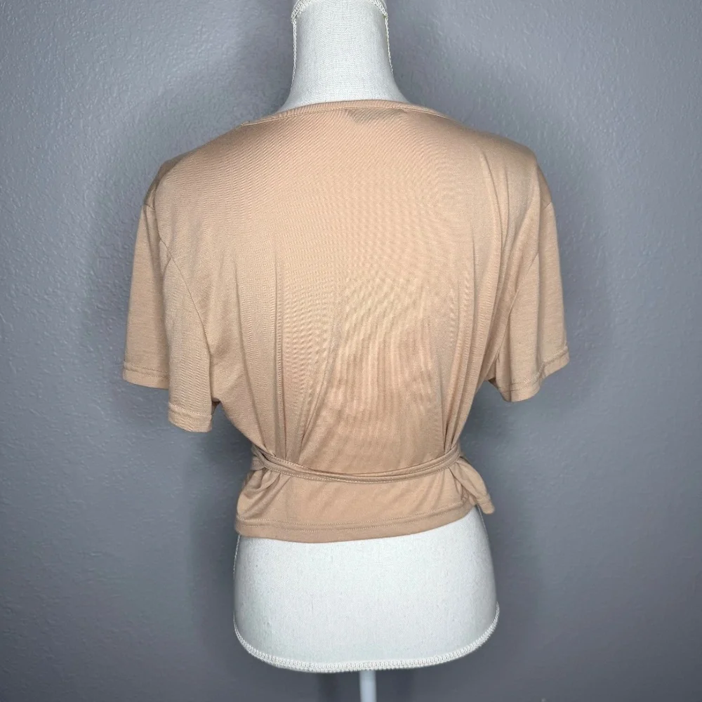 Women's Beige or light brown Shein V-neck wrap crop‎ top Size 2XL